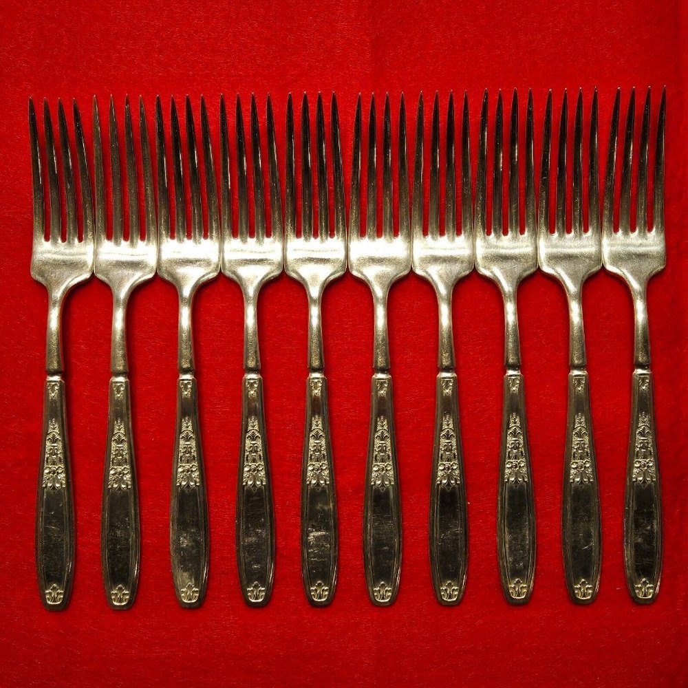 1847‎ Rogers Bros Silver-Plate Silverware - Lot of 11 Dinner Forks w/Silvercloth